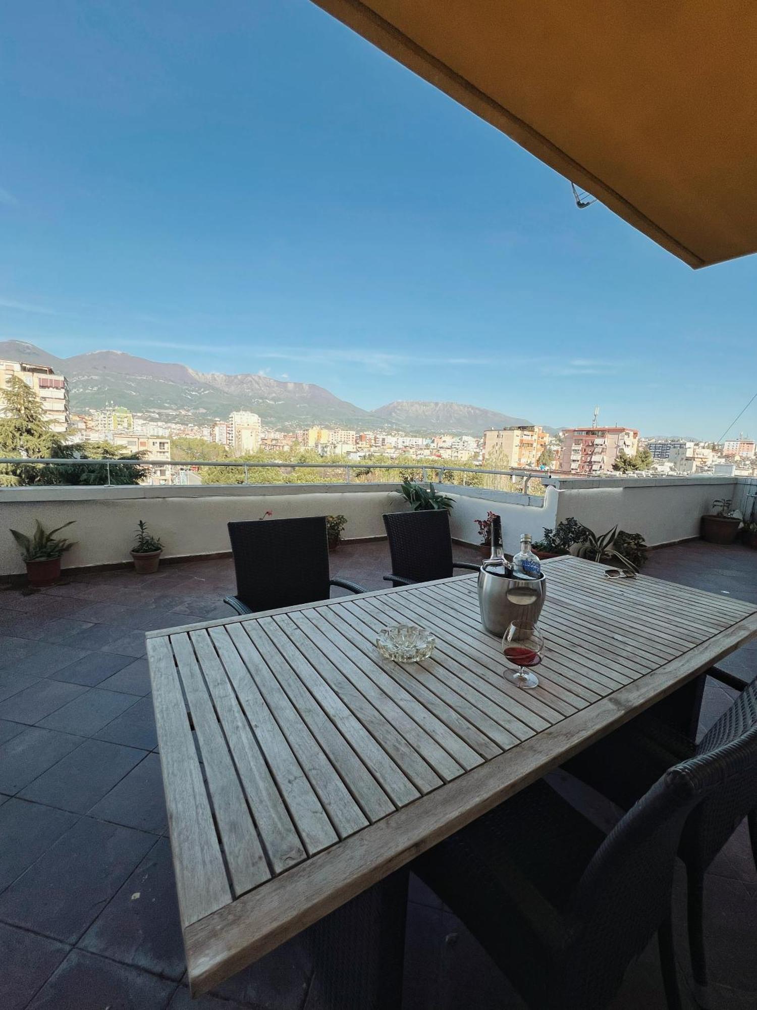Lovely Apartment Tirana Zewnętrze zdjęcie