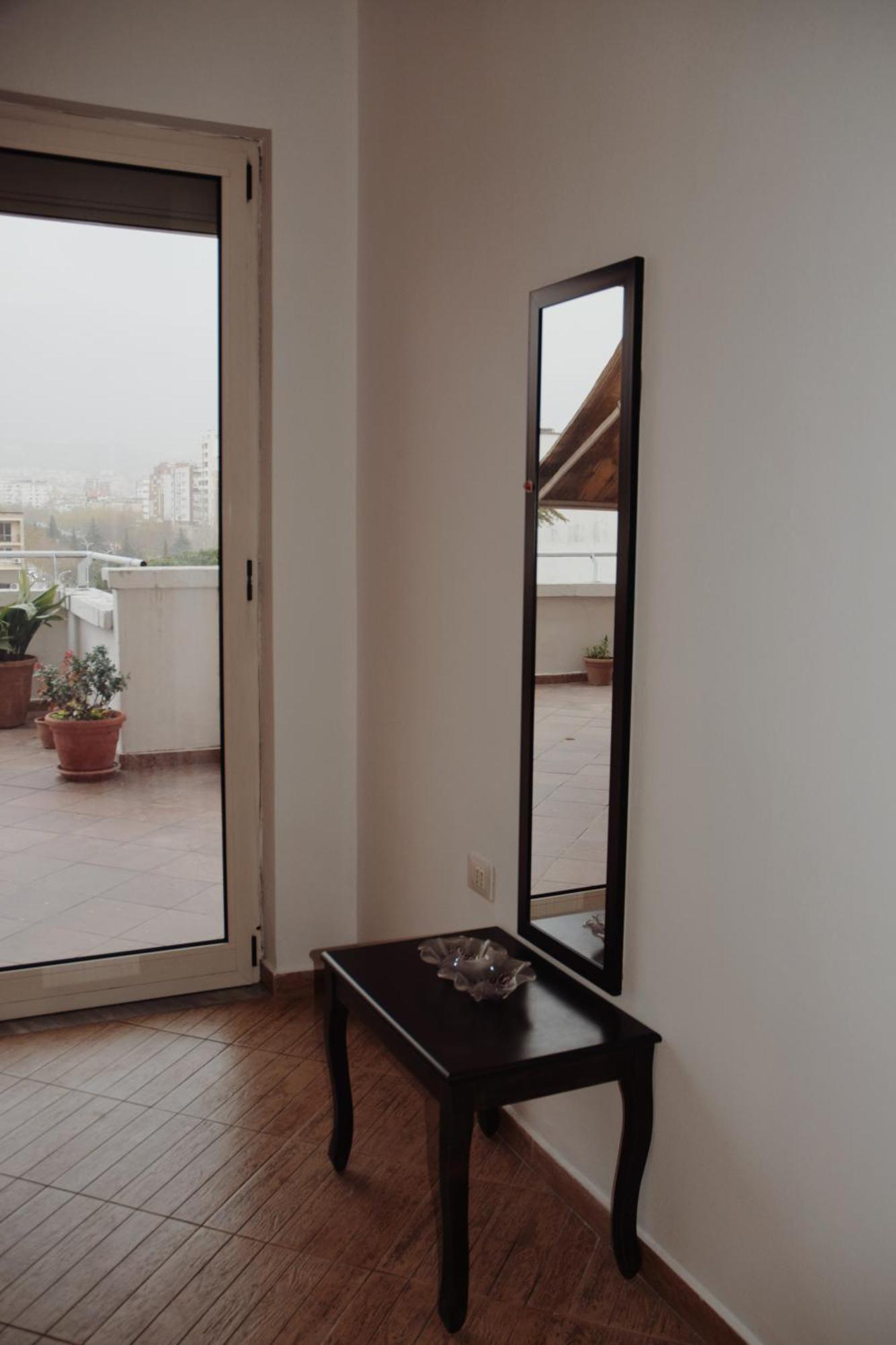 Lovely Apartment Tirana Zewnętrze zdjęcie